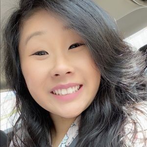 Meet your Posher, Alivia